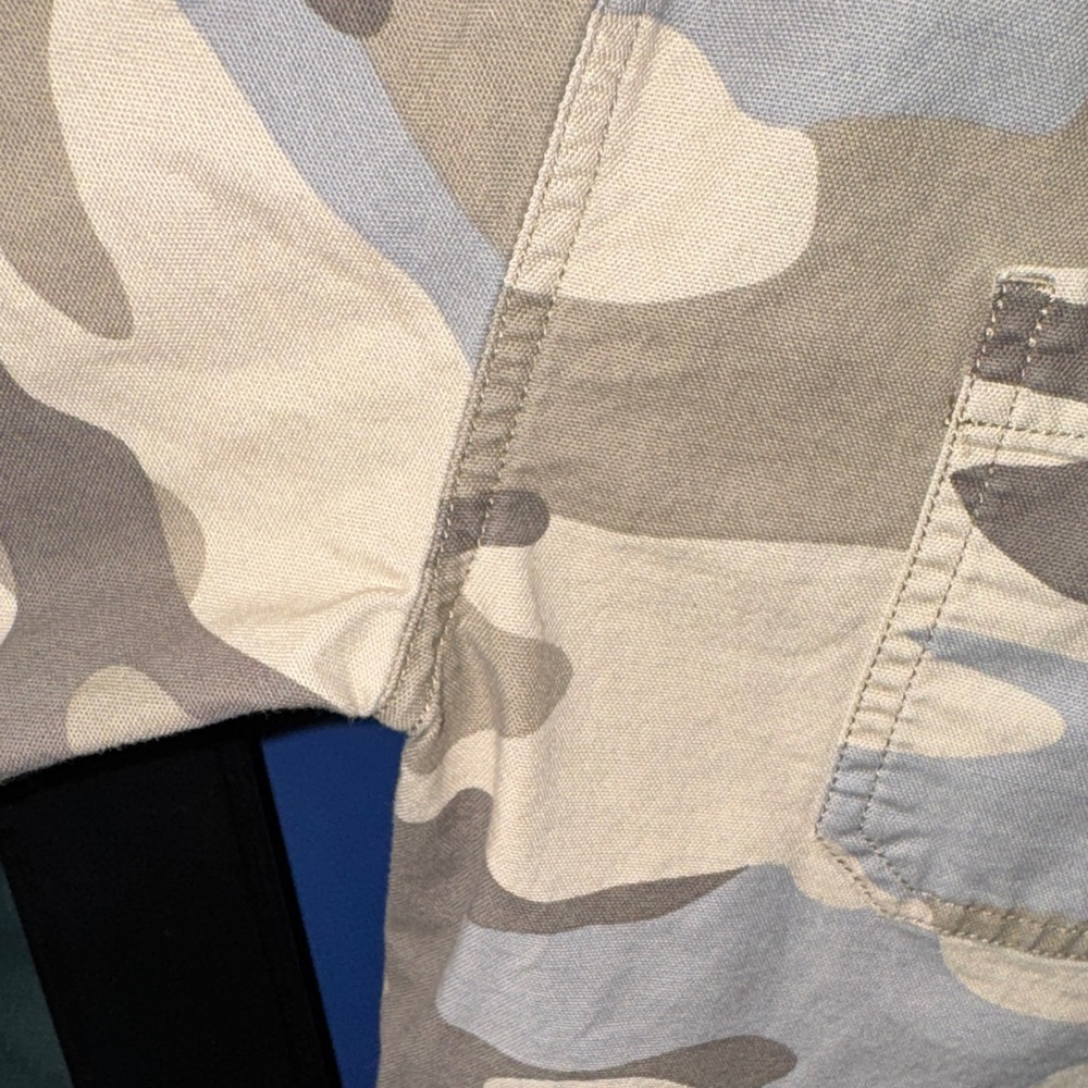 Gap Kids- Kids Camouflage Button-Up Shacket Size Large (10) - Picture 7 of 12
